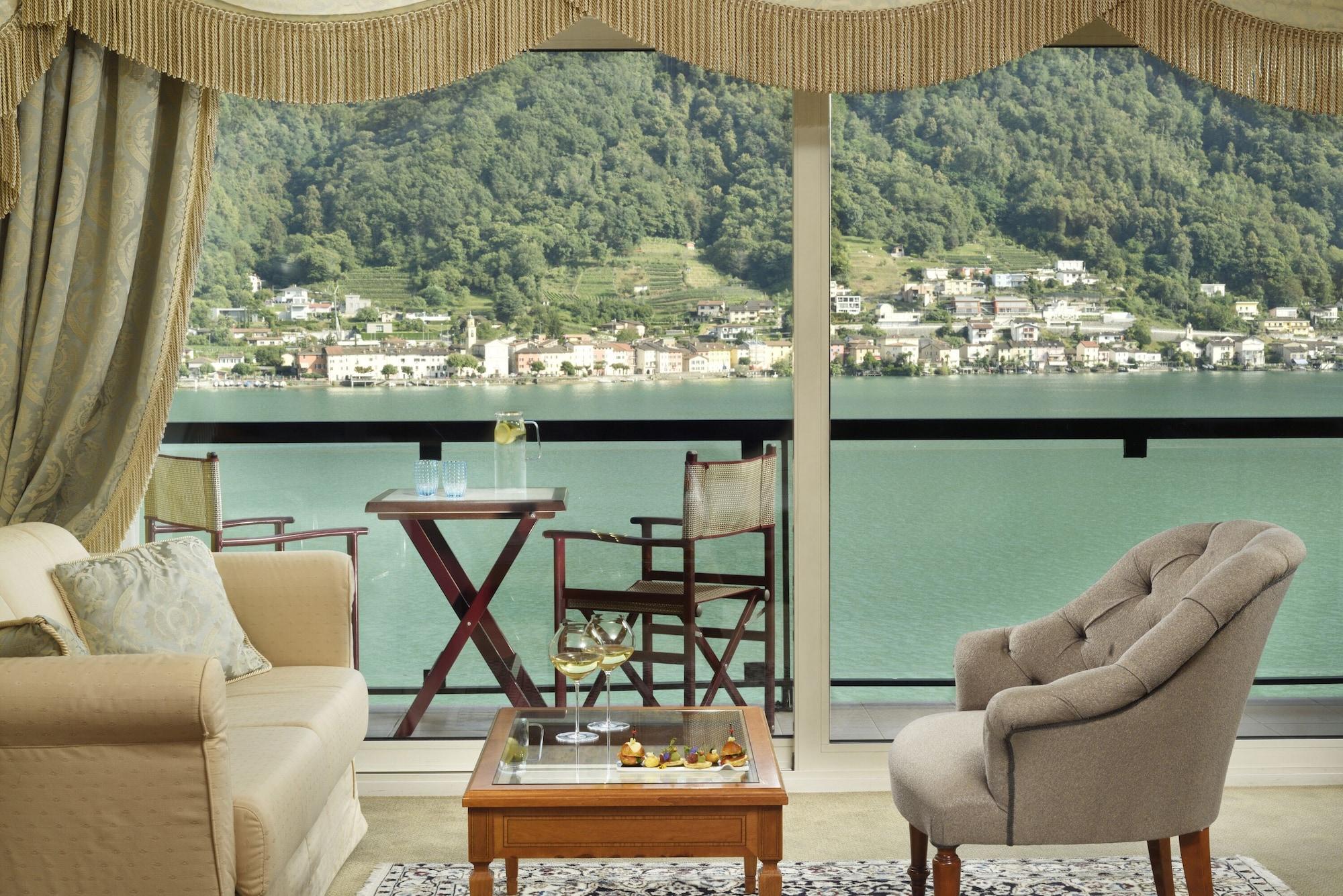 Swiss Diamond Hotel & Spa Morcote Esterno foto View from the hotel
